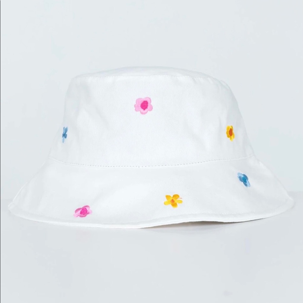 NWT Princess Polly bucket hat with flowers